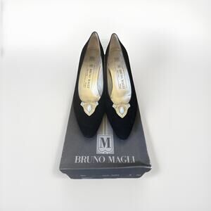 Bruno Magli black suede pumps with decorative pearl heart embellishment Size 7